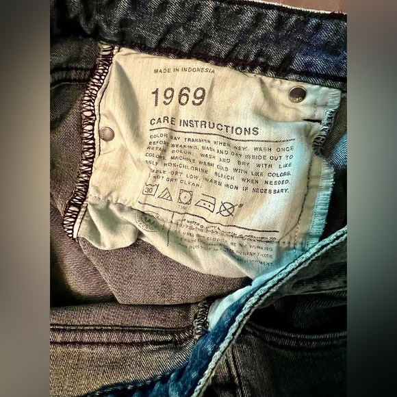 Women’s GAP Always Skinny High Rise Jeans size 29 Stretch Lightly Distressed GUC - Picture 4 of 6